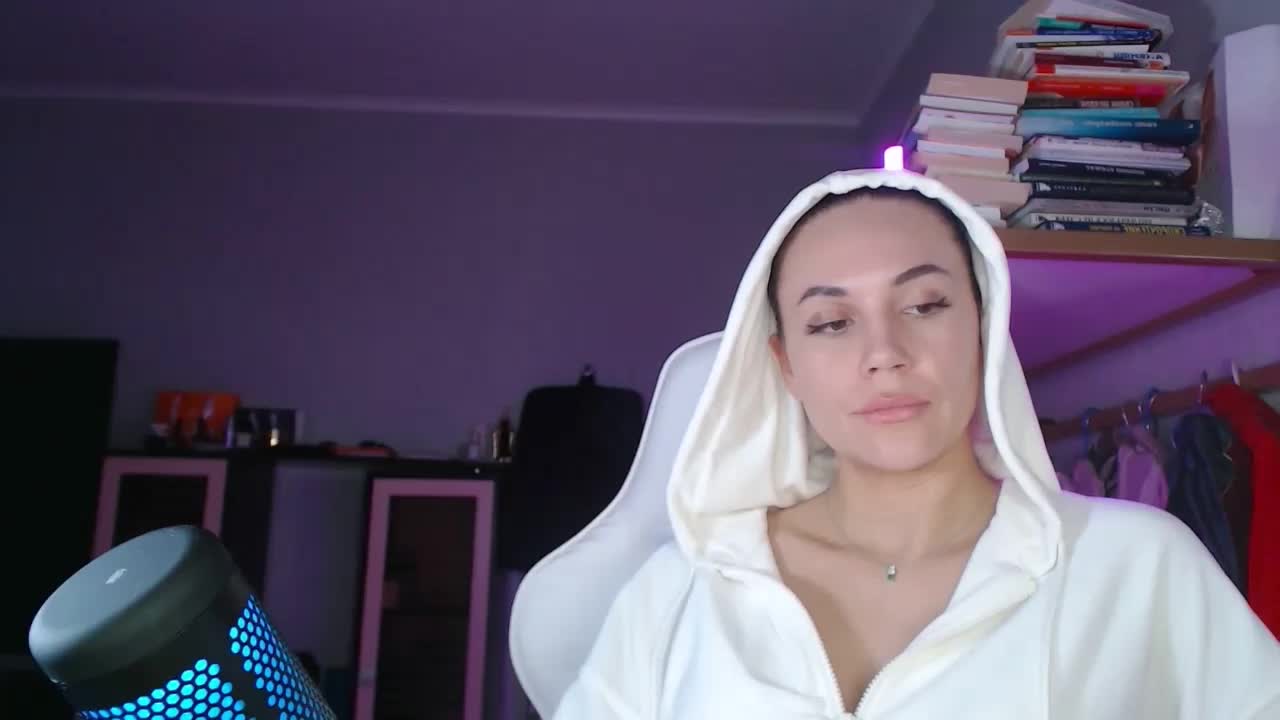 QWEENII Live Sex January 27, 2026