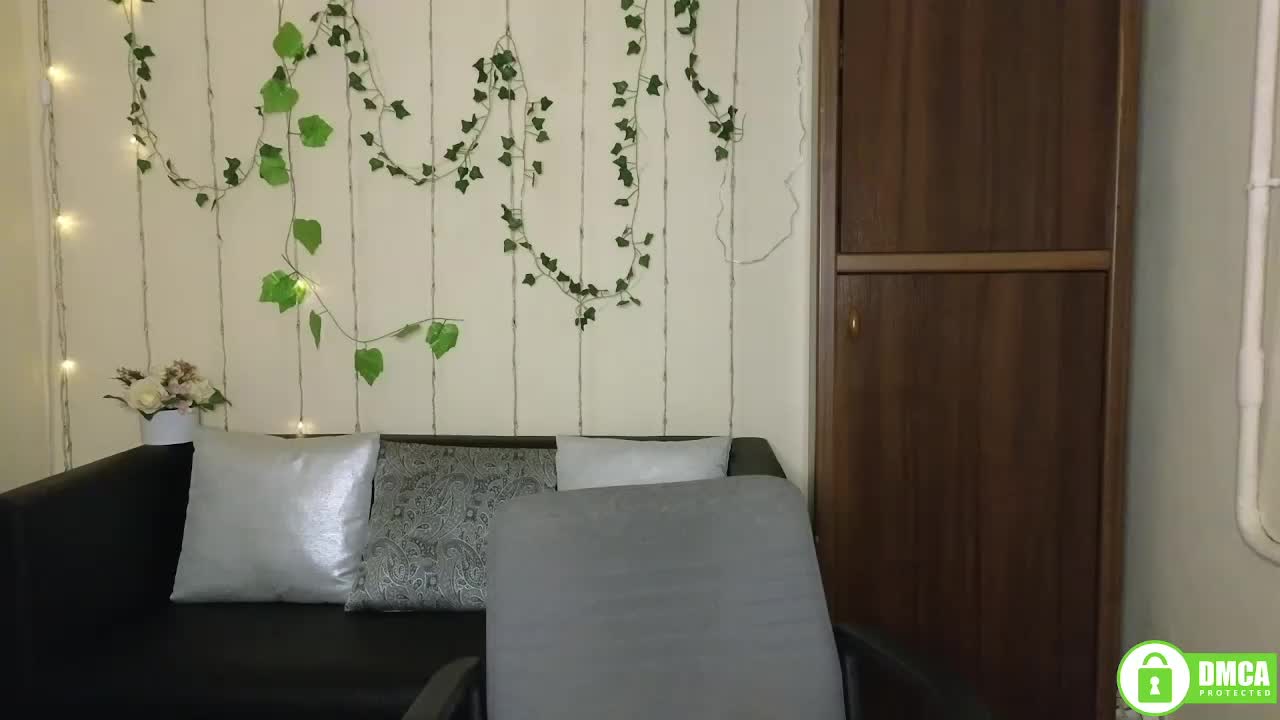 Jullyblondkiss Live Sex January 27, 2026