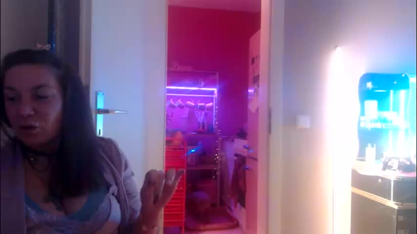 melli23 Live Sex January 27, 2026