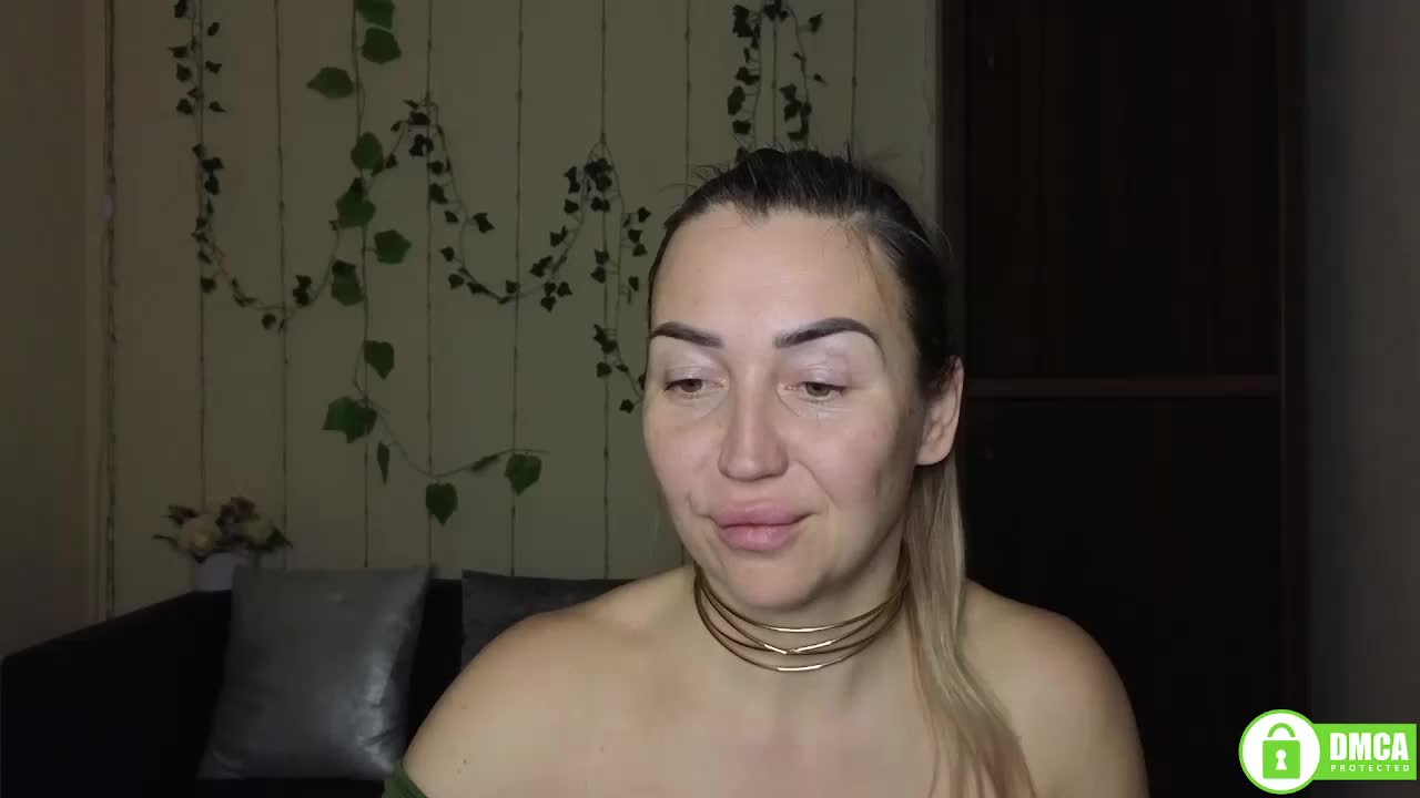 Jullyblondkiss Live Sex January 27, 2026