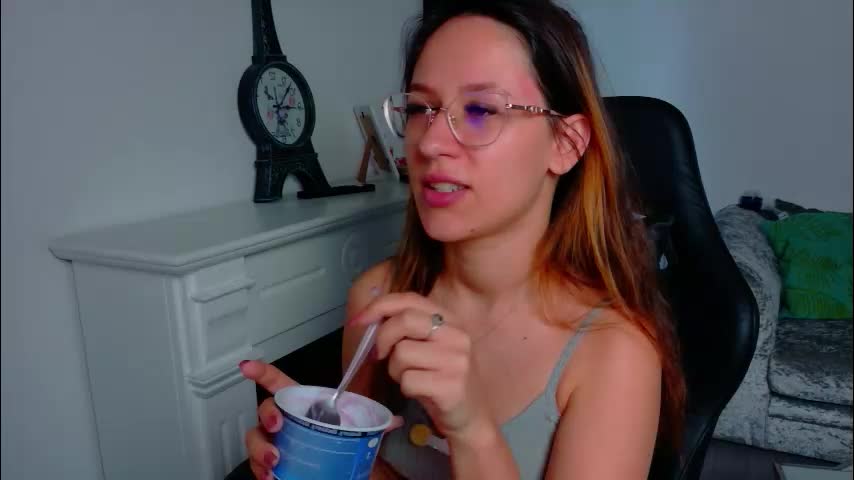 nicoleirisxxx Live Sex January 27, 2026