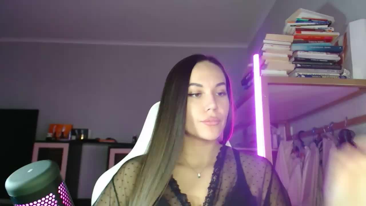 QWEENII Live Sex January 27, 2026