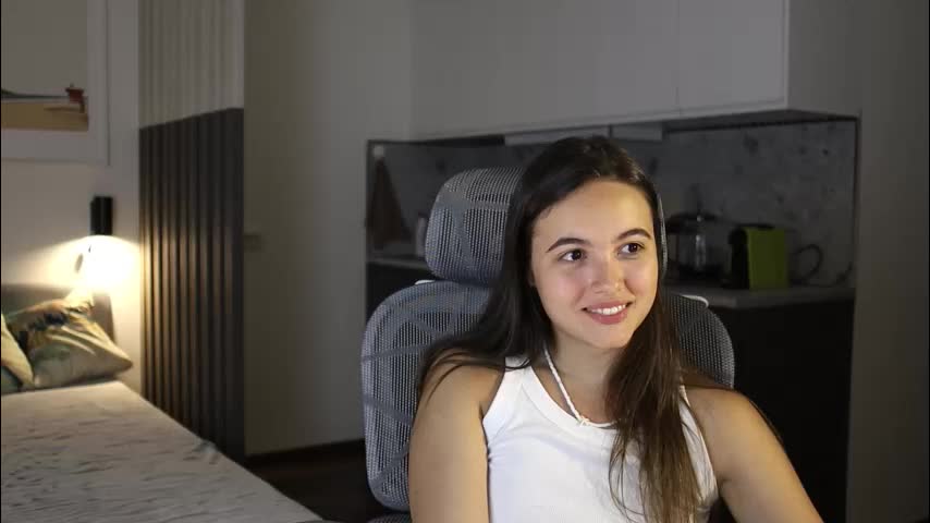 _whoareu_ Live Sex January 27, 2026