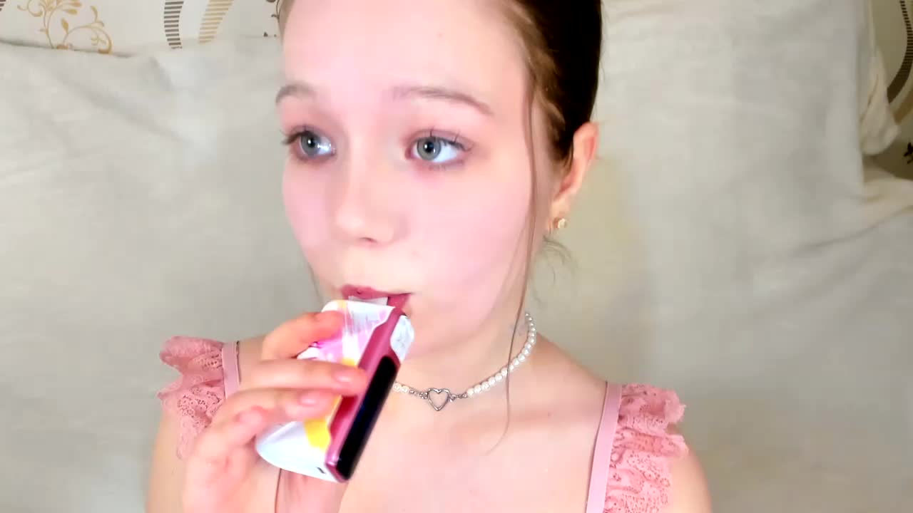 MelMooon Live Sex January 27, 2026