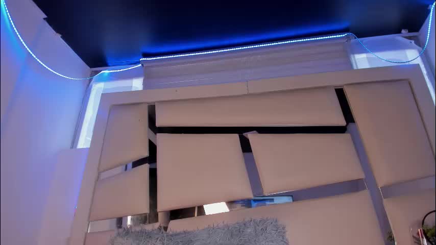 chrystal_jade Live Sex January 28, 2026