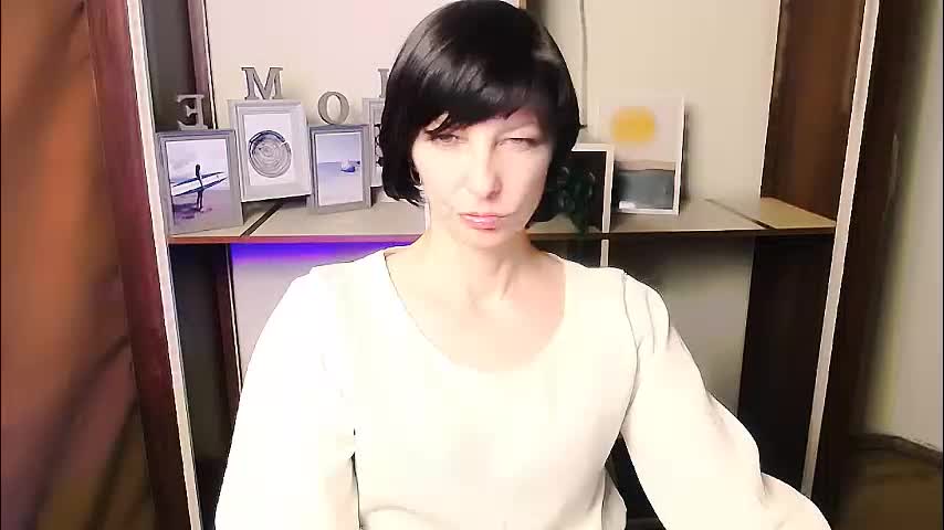 angelinalov_ Live Sex January 28, 2026