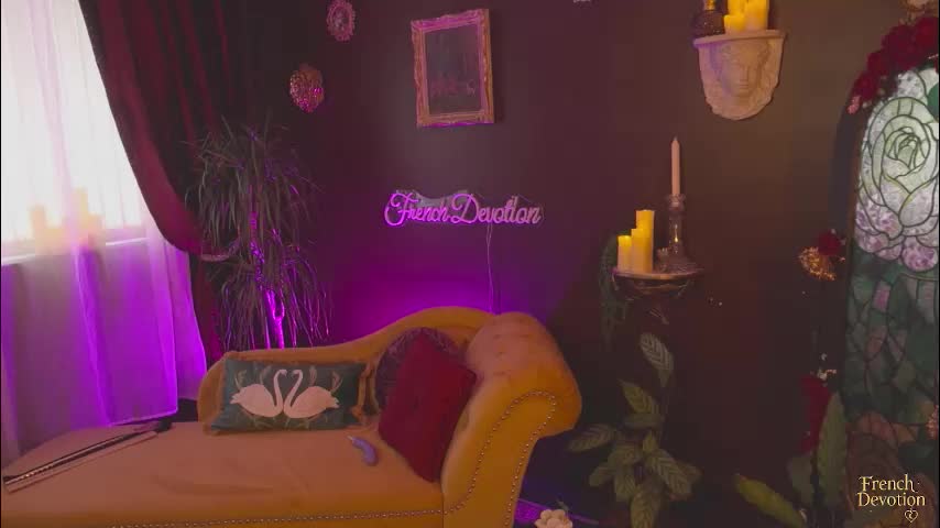 french_devotion Live Sex January 28, 2026