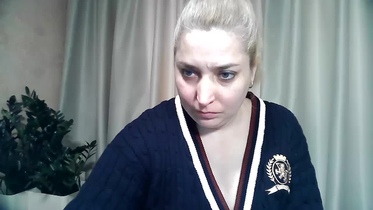 KickaIricka Live Sex January 28, 2026