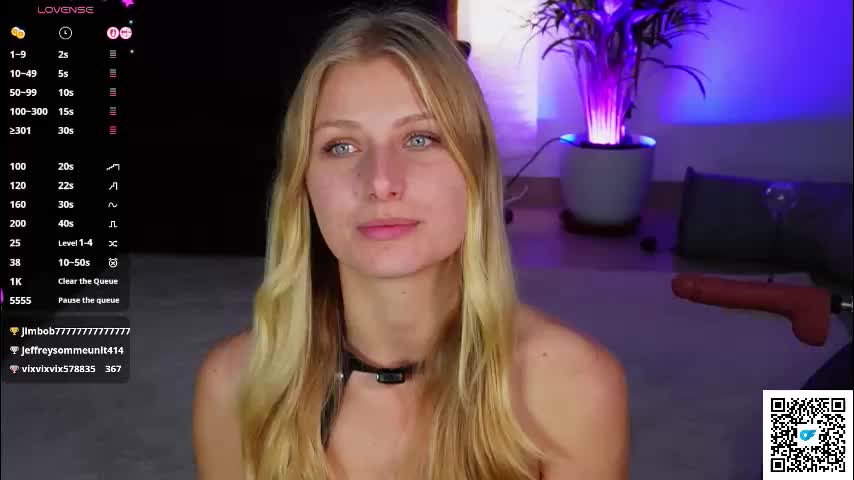 crystal_blond Live Sex January 28, 2026