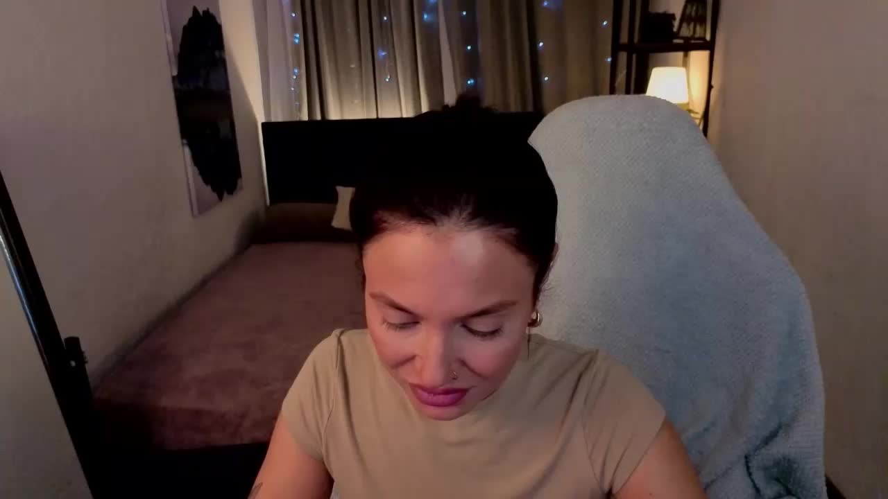 NailaWhisper Live Sex January 28, 2026
