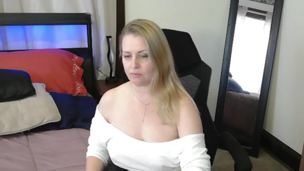 Holliekate Live Sex January 28, 2026