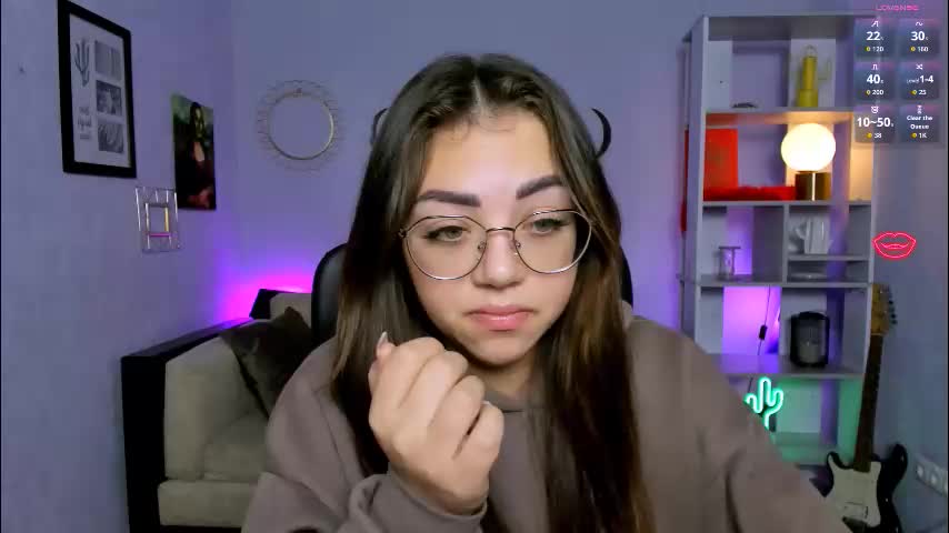 kiki_swan Live Sex January 28, 2026