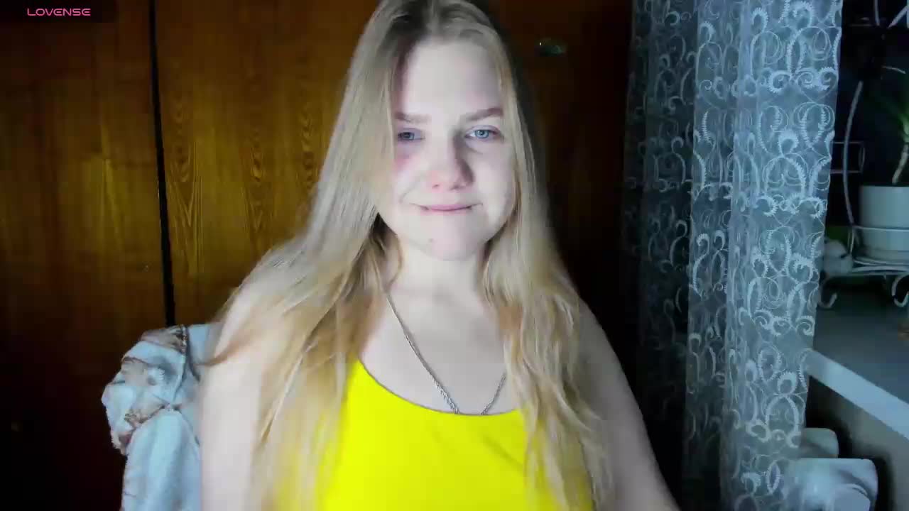 Emma-Frizea Live Sex January 28, 2026