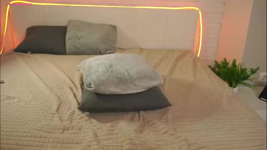 roxannabrik Live Sex January 28, 2026