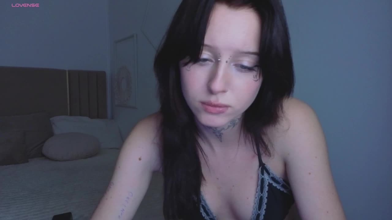 Snow-queenn Live Sex January 28, 2026