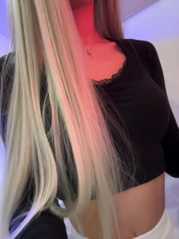 PauLiiine Live Sex January 28, 2026