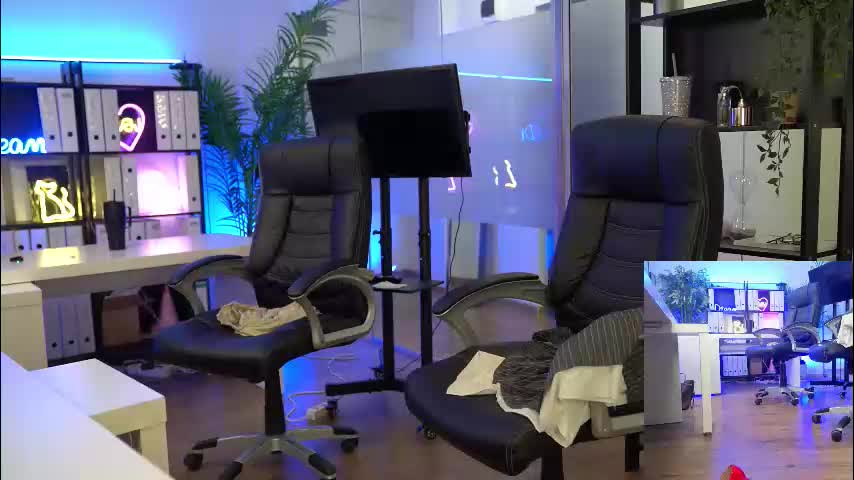 babesgowild Live Sex January 28, 2026