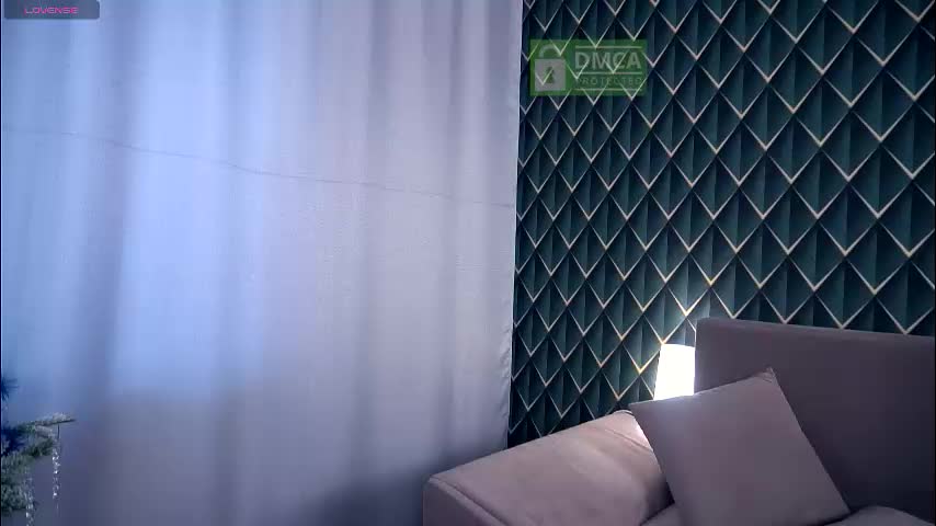 felissiany Live Sex January 28, 2026