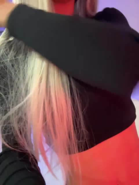 PauLiiine Live Sex January 28, 2026