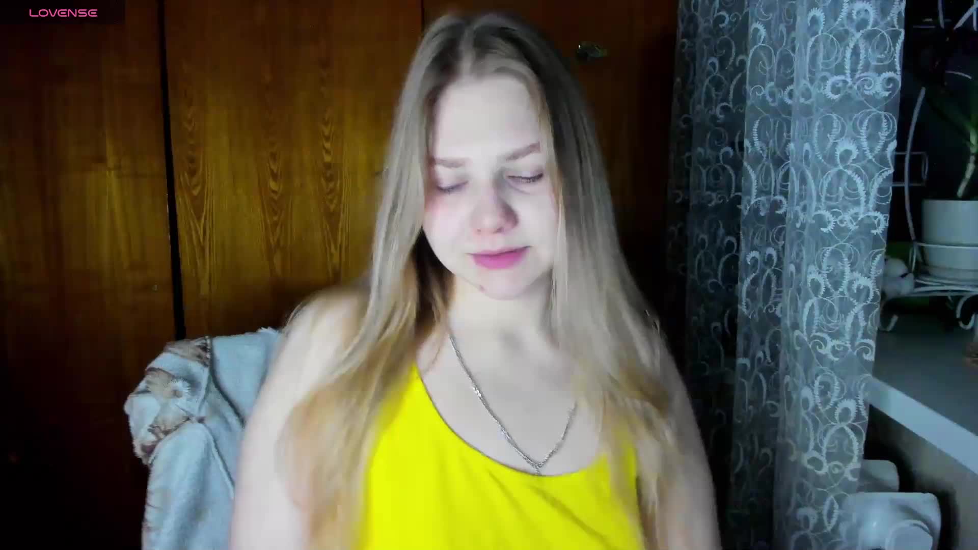 Emma-Frizea Live Sex January 28, 2026