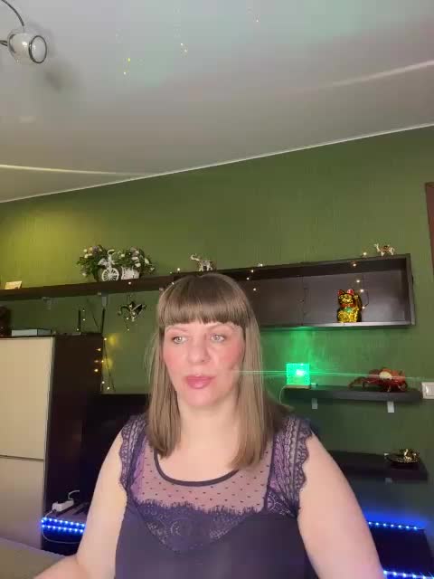 Veronika_Gold Live Sex January 28, 2026