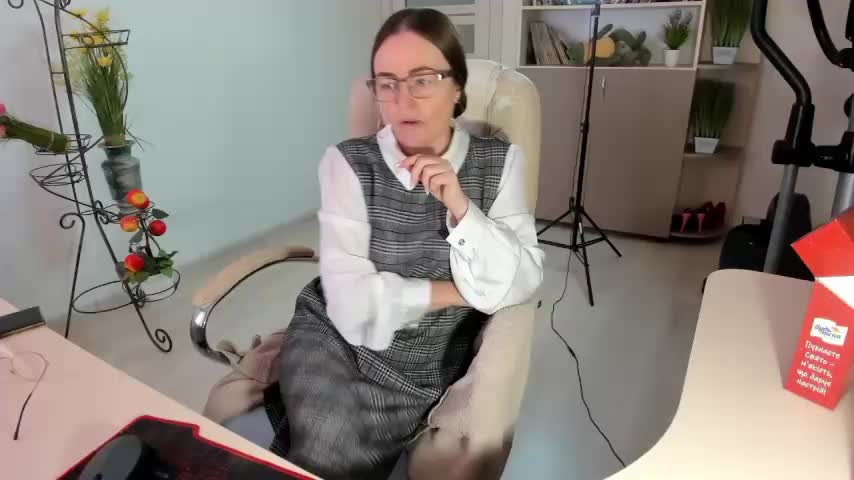 Vika73 Live Sex January 28, 2026