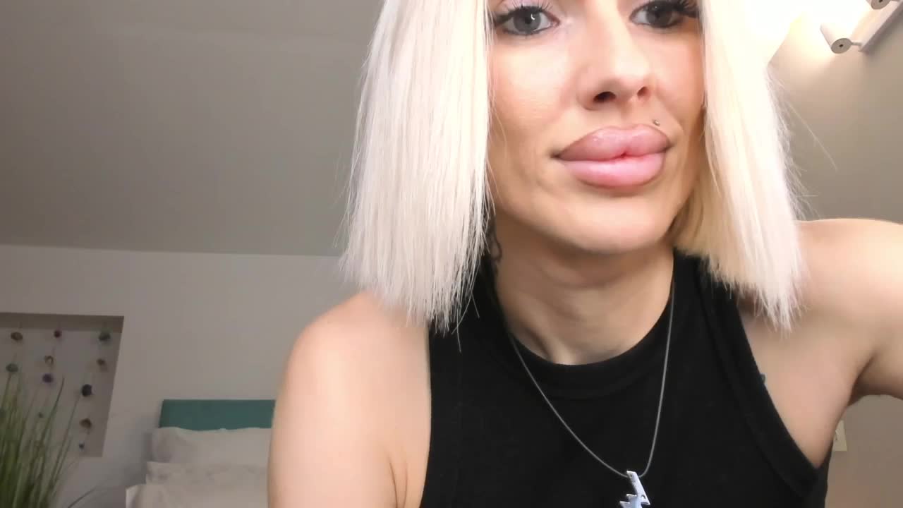 lana-sweetie Live Sex January 29, 2026