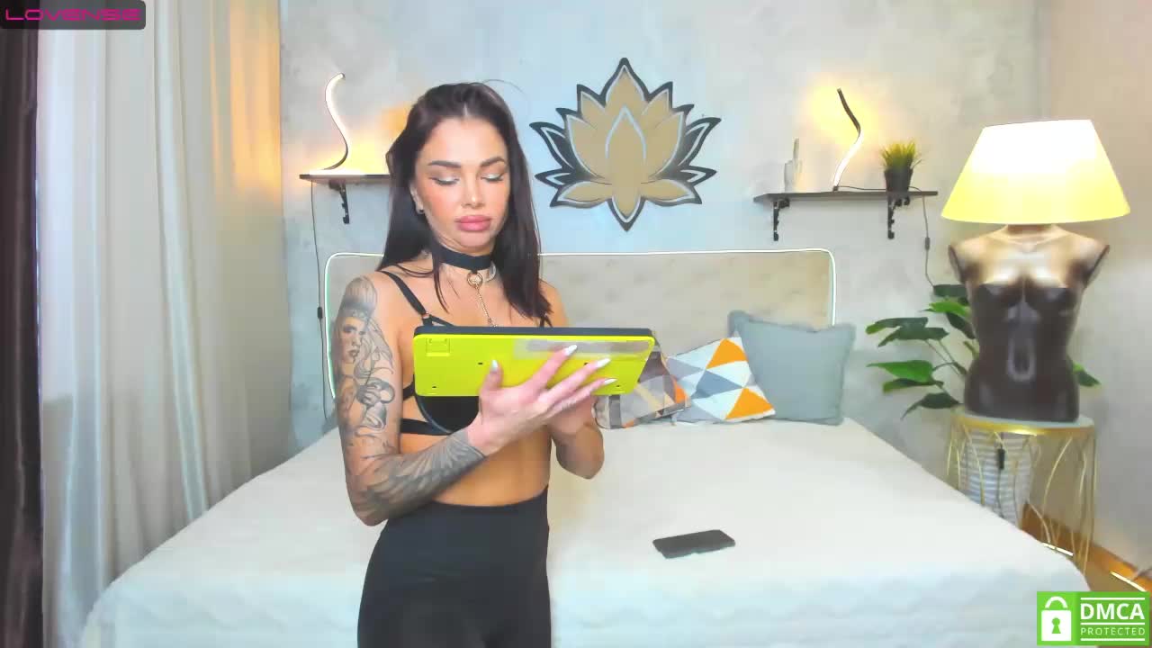 Bianka-strip Live Sex January 30, 2026