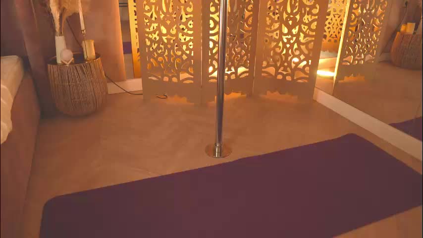 smiley_mia_ Live Sex January 30, 2026