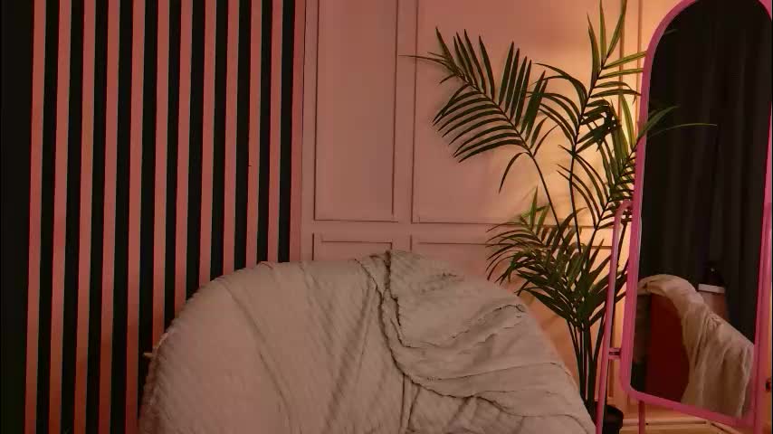 mikka_blush Live Sex January 31, 2026