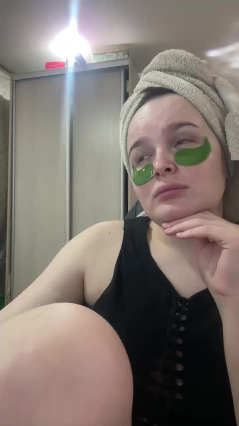 Lizzi-Peach Live Sex January 31, 2026