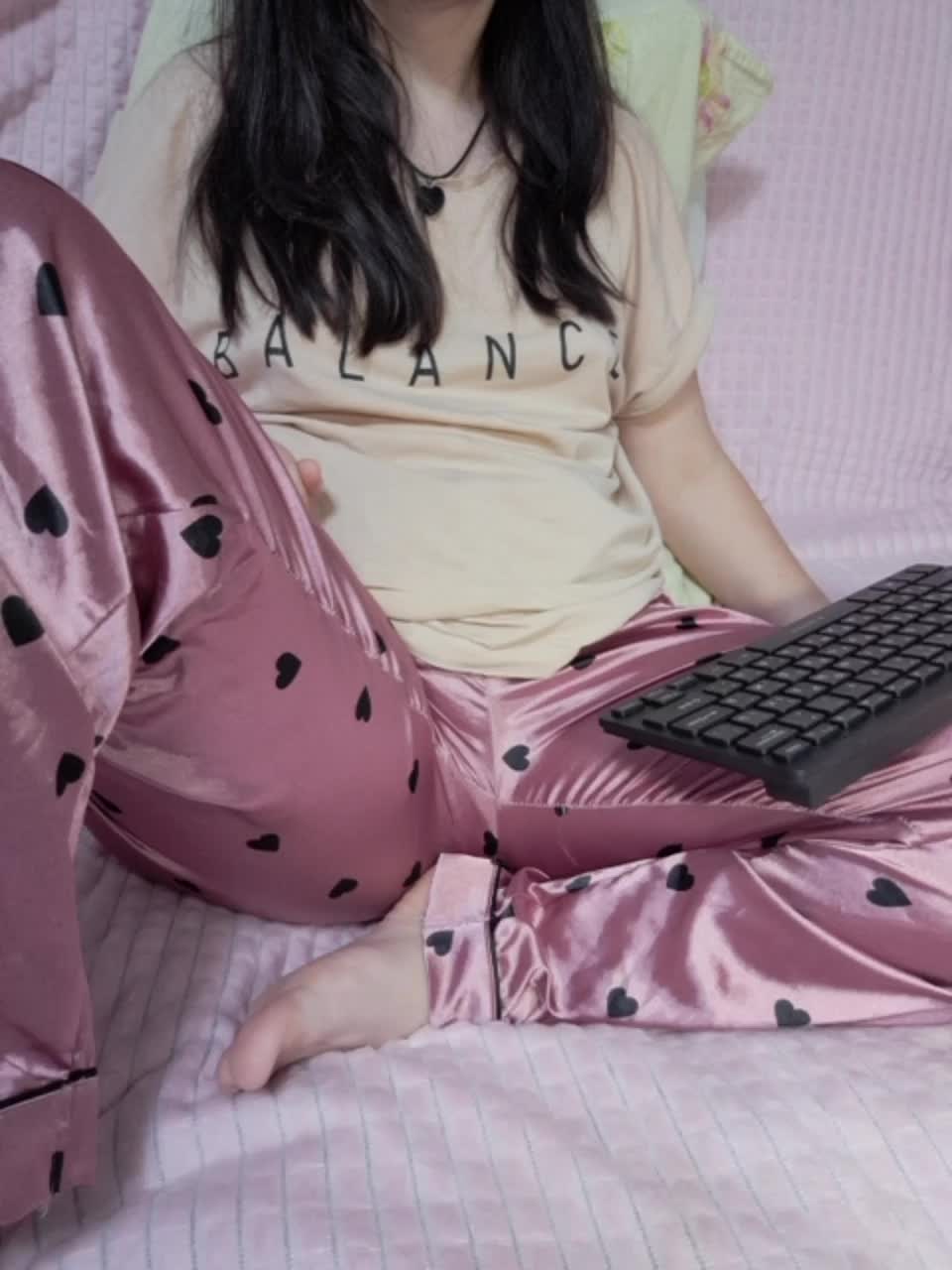 BusiNkab Live Sex February 1, 2026