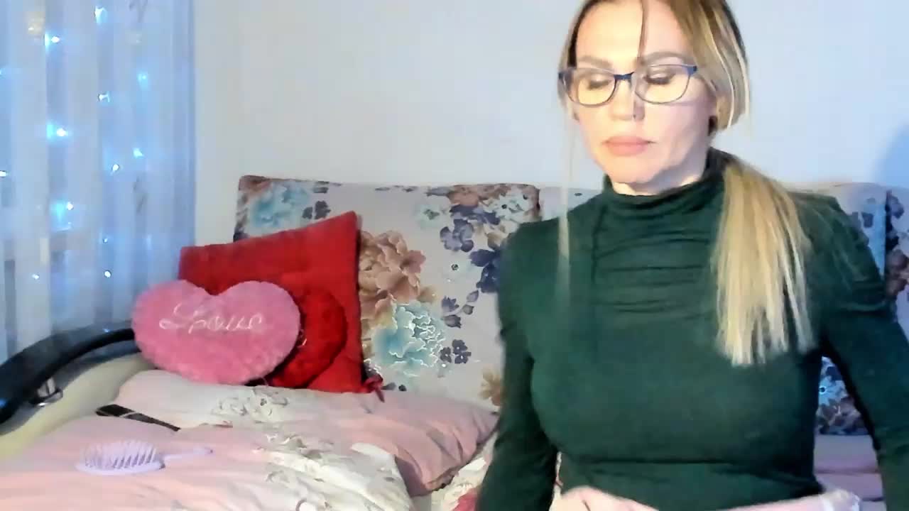 Lisa1225 Live Sex February 1, 2026