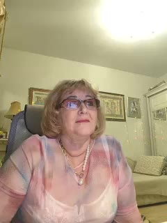 KarinkaSweet Live Sex February 1, 2026