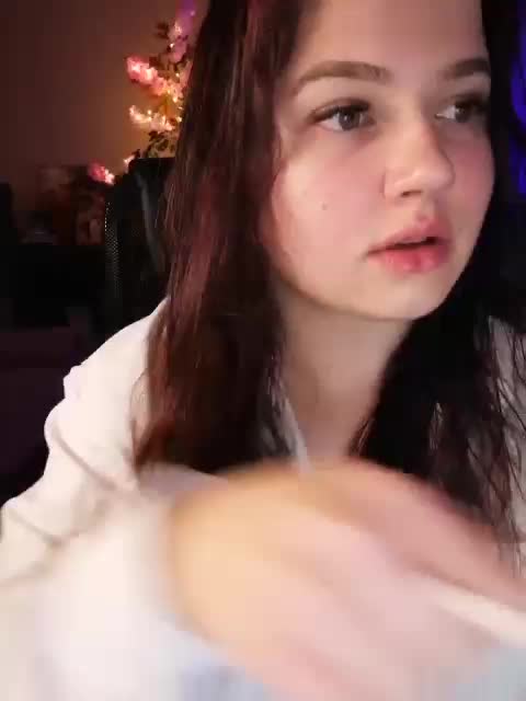 JuliaHesperaks Live Sex February 1, 2026