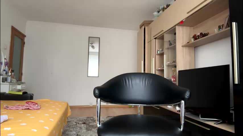 squirt_bunny77 Live Sex February 1, 2026