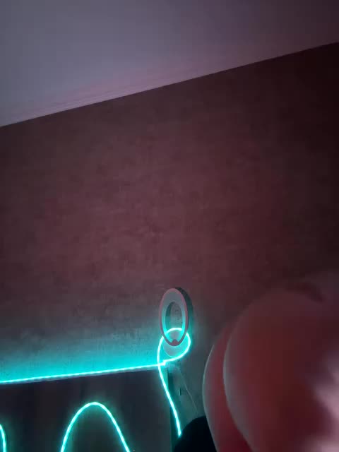 Tvoy_Medvezhenok Live Sex February 1, 2026