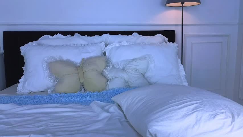 NicoleMarani Live Sex February 2, 2026