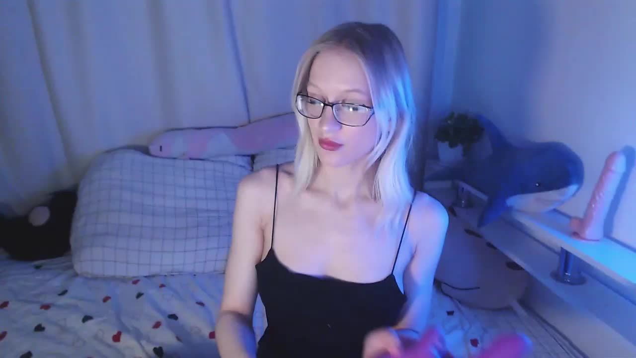 ChloeElegia Live Sex February 2, 2026