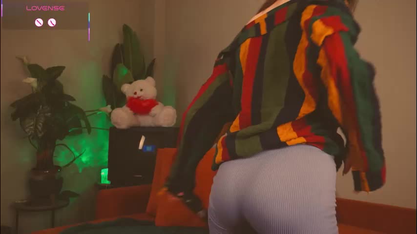 jennyfer_me Live Sex February 2, 2026