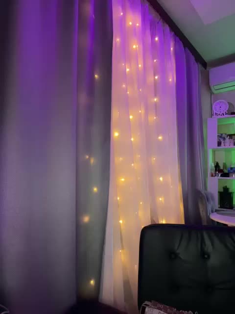 VictoriaFoxxx Live Sex February 2, 2026