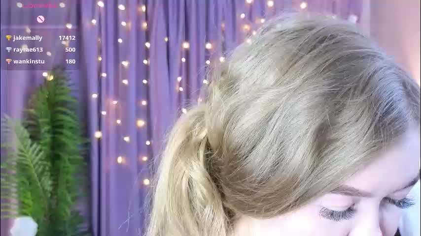 berry_bloom Live Sex February 2, 2026