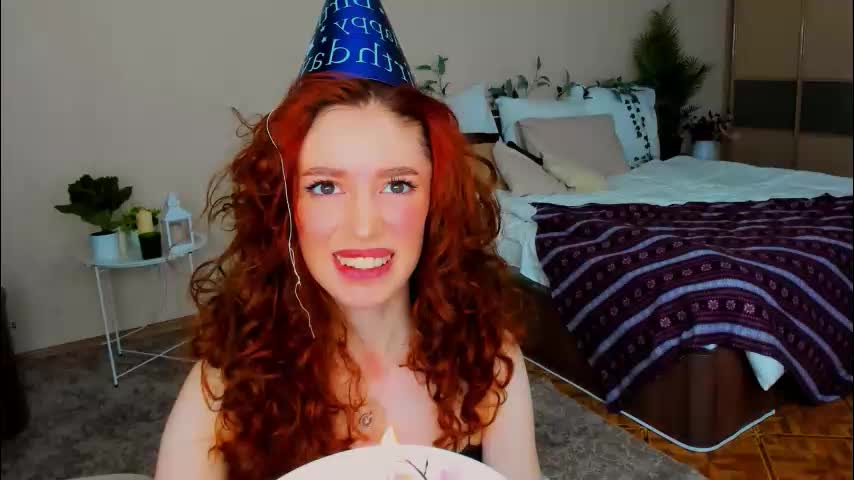 christinaconteeree Live Sex February 2, 2026