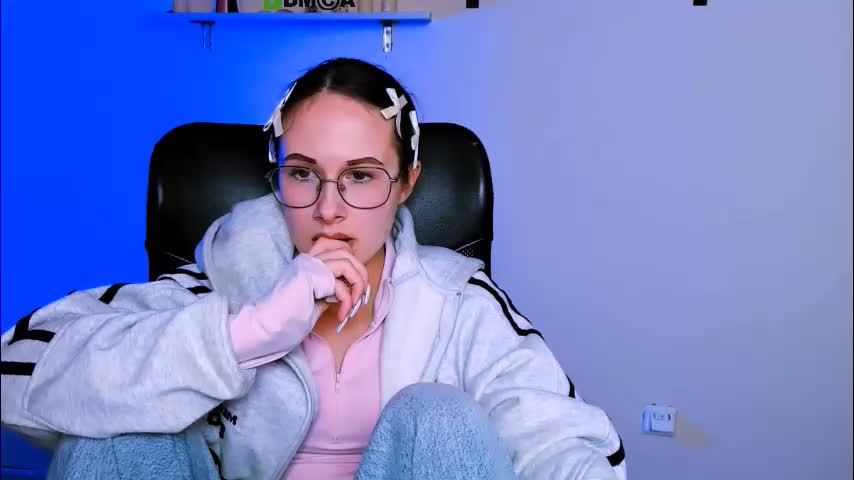 mona_cloud Live Sex February 2, 2026