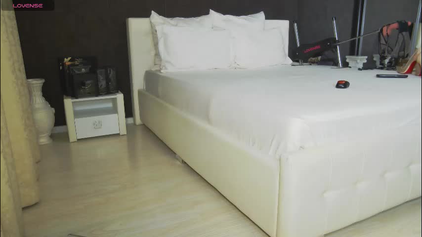 hefner_girl Live Sex February 2, 2026