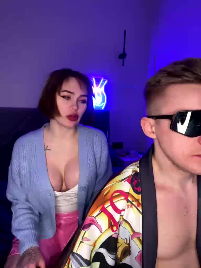 GroteskCouple Live Sex February 2, 2026