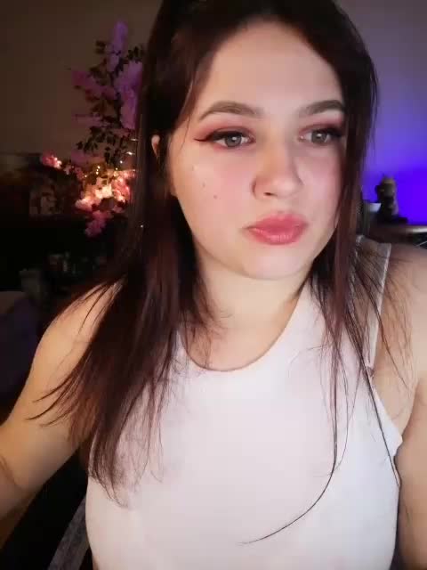 JuliaHesperaks Live Sex February 2, 2026