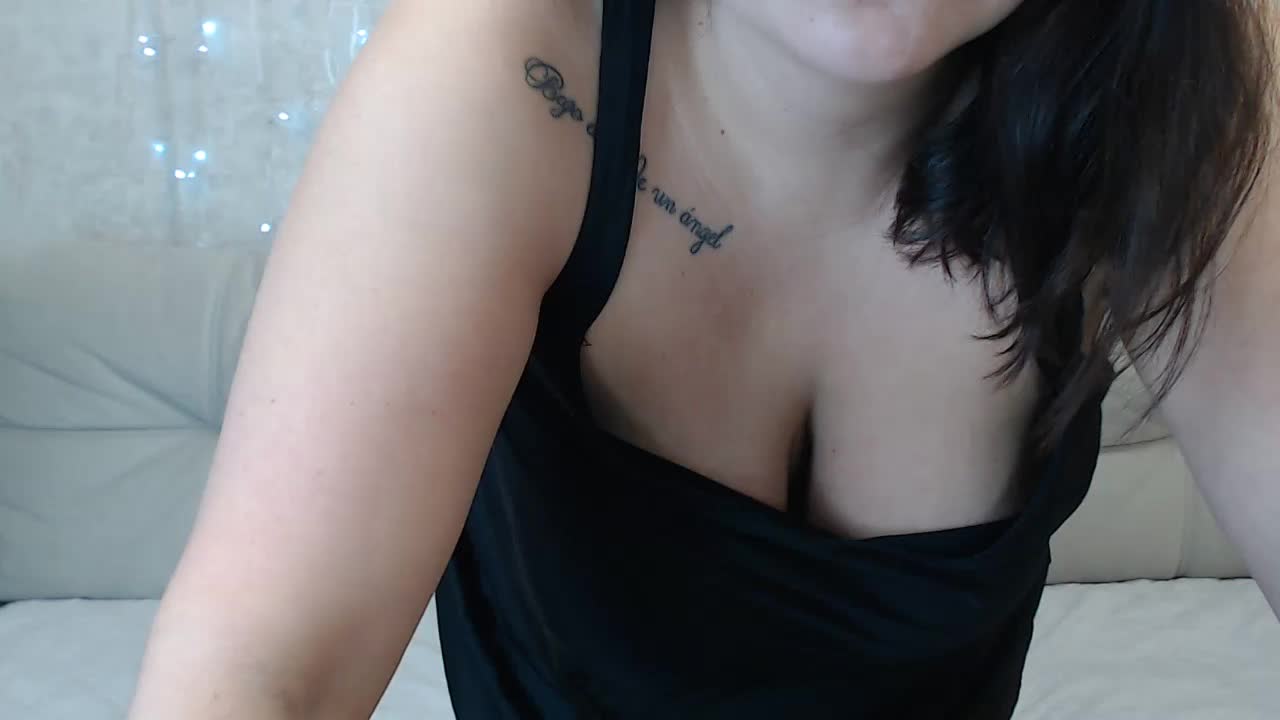 JenniferTheChic Live Sex February 2, 2026