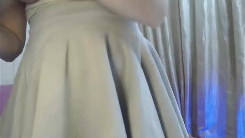 trioa Live Sex February 3, 2026