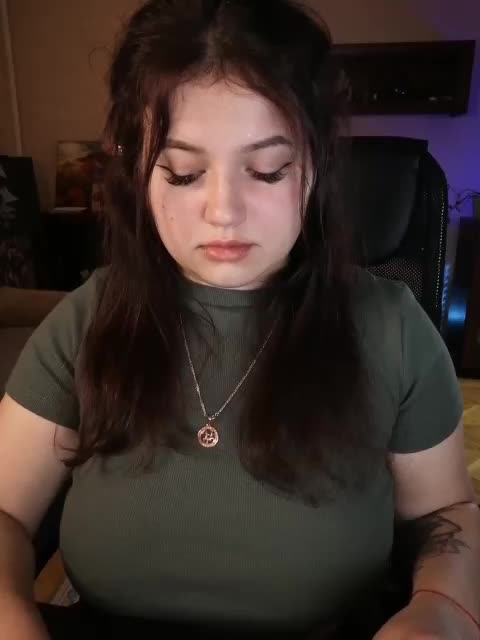 JuliaHesperaks Live Sex February 3, 2026